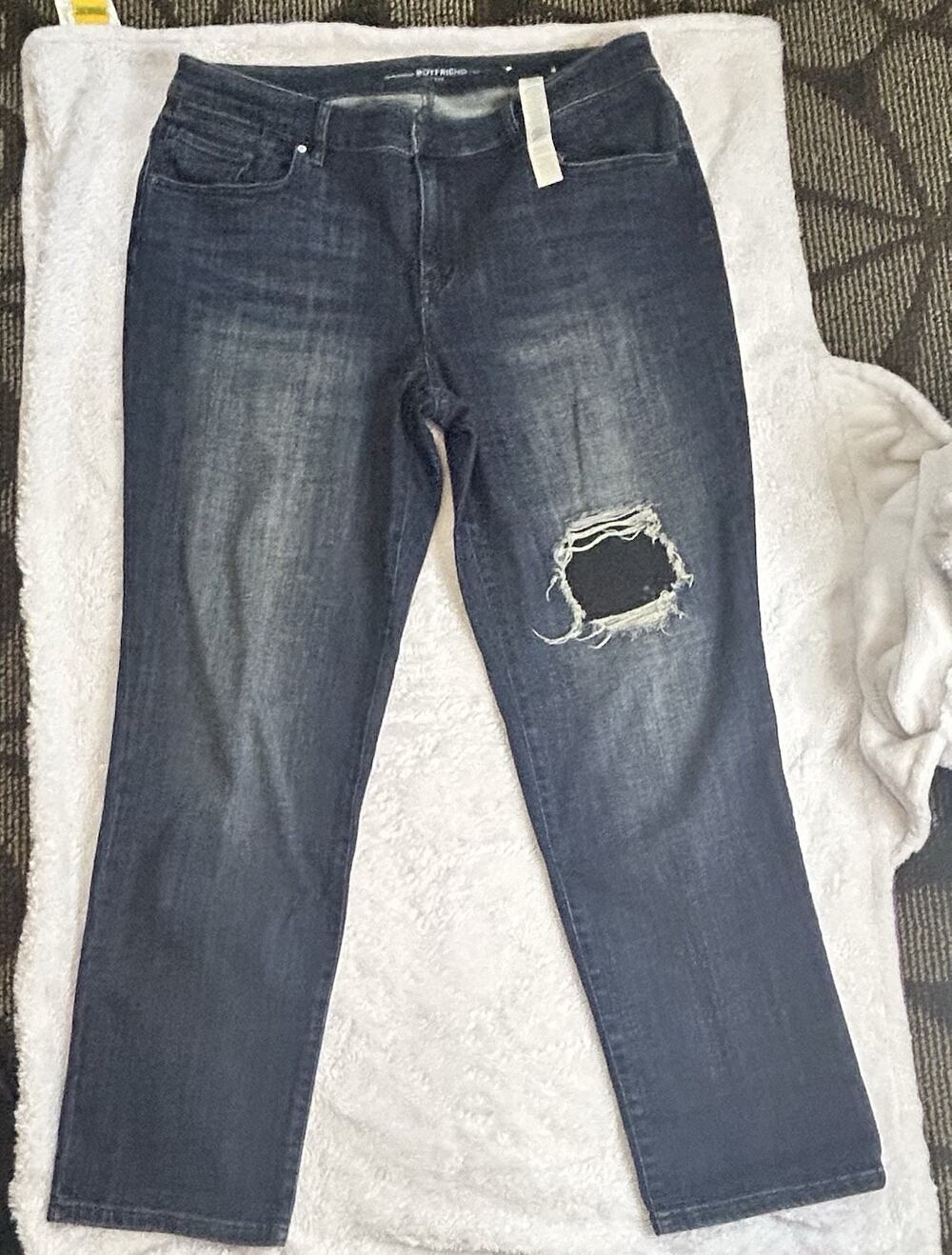 Chicos Platinum Boyfriend Jeans Distressed Sequin Dark Wash Size 2.5 Regular